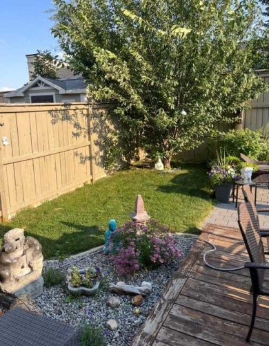 54 Chapala Grove Se, Calgary, AB - Outdoor