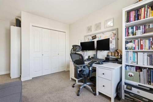 99 Valarosa Drive, Didsbury, AB - Indoor Photo Showing Office