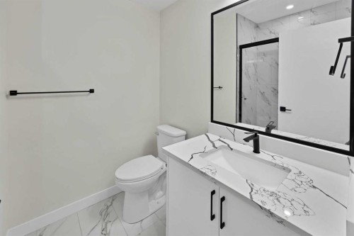 191 Homestead Common Ne, Calgary, AB - Indoor Photo Showing Bathroom