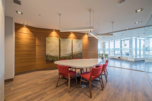 1205-550 Riverfront Avenue Se, Calgary, AB - Indoor Photo Showing Other Room