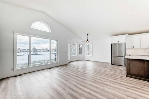 228 Woodside Crescent Nw, Airdrie, AB - Indoor