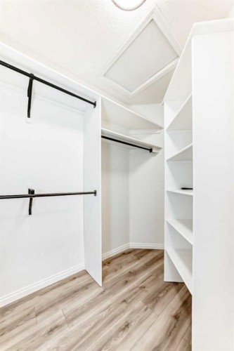 228 Woodside Crescent Nw, Airdrie, AB - Indoor With Storage