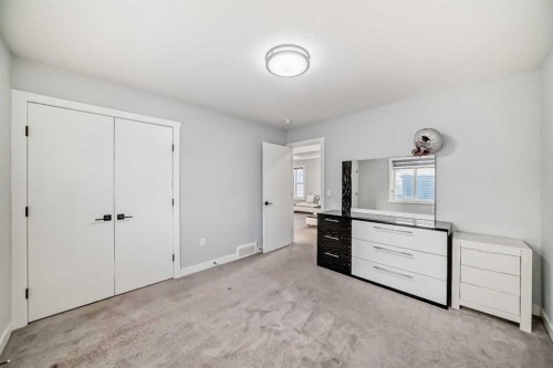 2 Chelsea Bay, Chestermere, AB - Indoor