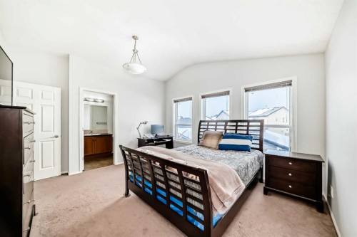 9275 Saddlebrook Drive Ne, Calgary, AB - Indoor Photo Showing Bedroom