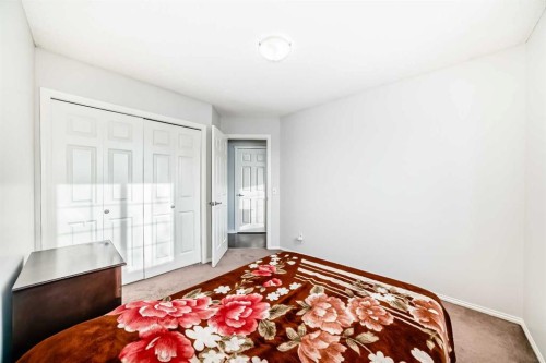 9275 Saddlebrook Drive Ne, Calgary, AB - Indoor Photo Showing Bedroom