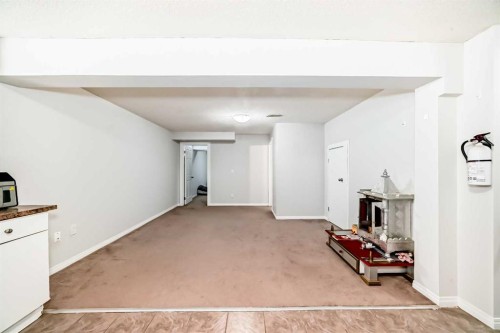 9275 Saddlebrook Drive Ne, Calgary, AB - Indoor Photo Showing Other Room