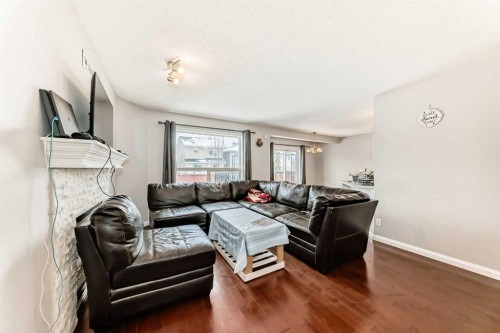 39 Saddleridge Close Ne, Calgary, AB - Indoor Photo Showing Living Room