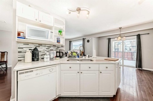 39 Saddleridge Close Ne, Calgary, AB - Indoor Photo Showing Kitchen
