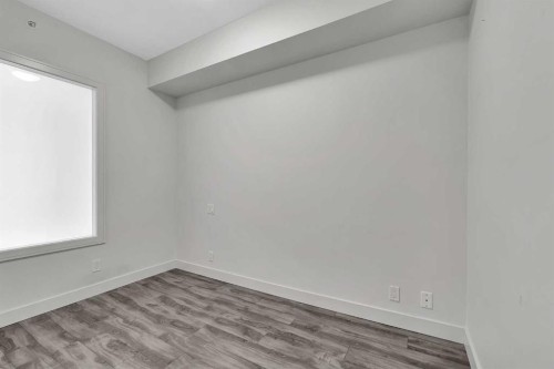544-222 Riverfront Avenue Sw, Calgary, AB - Indoor Photo Showing Other Room
