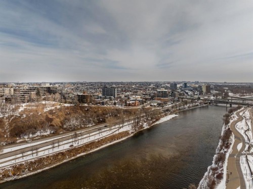 303-300 Meredith Road Ne, Calgary, AB - Outdoor With View