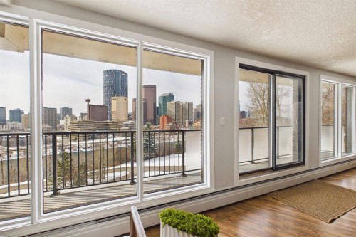 303-300 Meredith Road Ne, Calgary, AB - Indoor Photo Showing Other Room