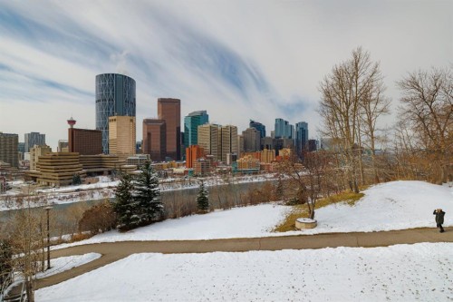 303-300 Meredith Road Ne, Calgary, AB - Outdoor With View