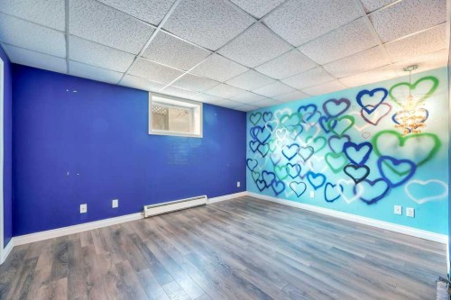 229 5 Avenue, Strathmore, AB - Indoor Photo Showing Other Room