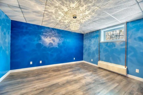 229 5 Avenue, Strathmore, AB - Indoor Photo Showing Other Room