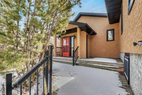 229 5 Avenue, Strathmore, AB - Outdoor