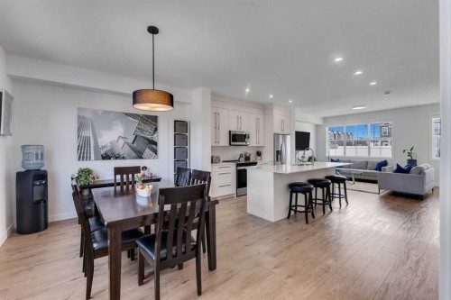 178 Dawson Way, Chestermere, AB - Indoor Photo Showing Dining Room