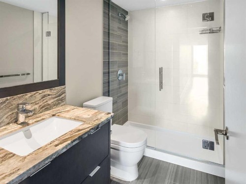 2103-510 6 Avenue Se, Calgary, AB - Indoor Photo Showing Bathroom