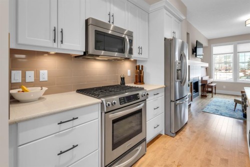 376 Quarry Park Boulevard Se, Calgary, AB - Indoor Photo Showing Kitchen With Stainless Steel Kitchen With Upgraded Kitchen