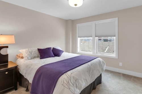 376 Quarry Park Boulevard Se, Calgary, AB - Indoor Photo Showing Bedroom