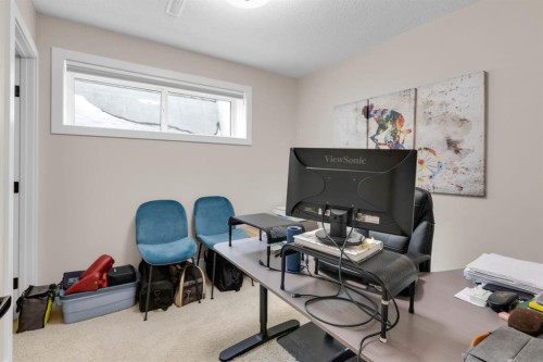 376 Quarry Park Boulevard Se, Calgary, AB - Indoor