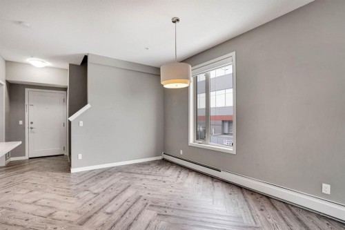 228-10 Westpark Link Sw, Calgary, AB - Indoor Photo Showing Other Room