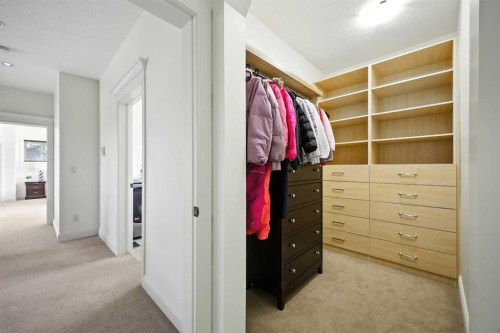 62 Posthill Drive Sw, Calgary, AB - Indoor With Storage