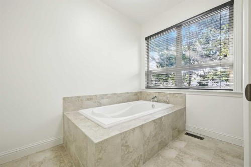 62 Posthill Drive Sw, Calgary, AB - Indoor Photo Showing Bathroom