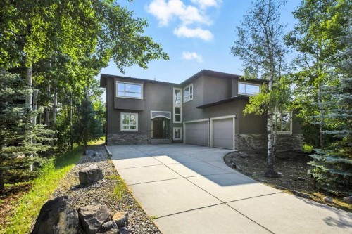 62 Posthill Drive Sw, Calgary, AB - Outdoor