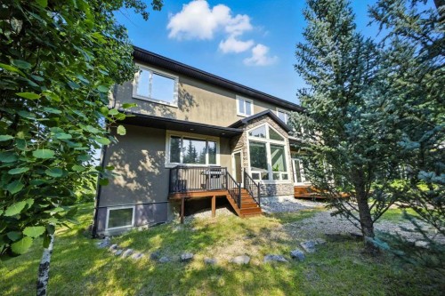 62 Posthill Drive Sw, Calgary, AB - Outdoor