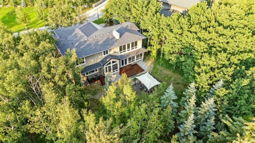 62 Posthill Drive Sw, Calgary, AB - Outdoor