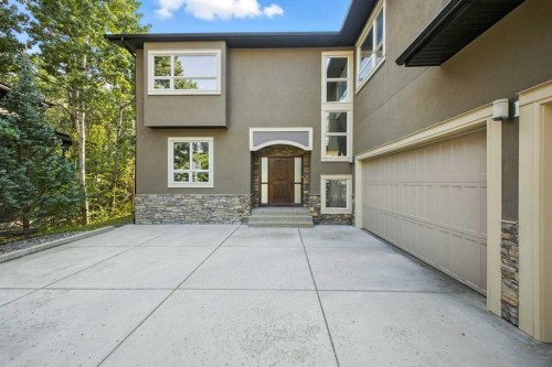 62 Posthill Drive Sw, Calgary, AB - Outdoor