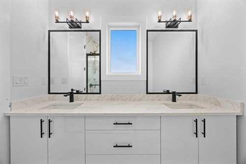 196 Saddlelake Manor Ne, Calgary, AB - Indoor Photo Showing Bathroom