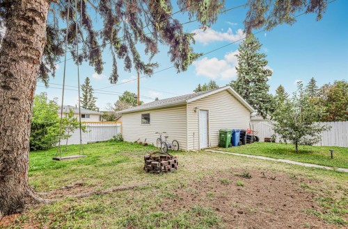 5112 Maryvale Drive Ne, Calgary, AB - Outdoor