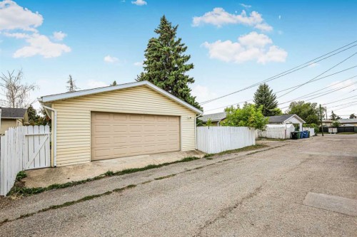 5112 Maryvale Drive Ne, Calgary, AB - Outdoor