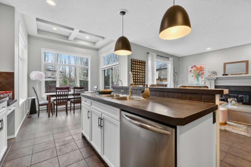 201 Autumn Circle Se, Calgary, AB - Indoor