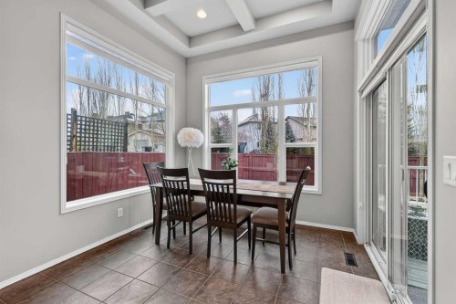 201 Autumn Circle Se, Calgary, AB - Indoor Photo Showing Dining Room