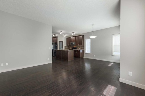 124 Evanscove Manor Nw, Calgary, AB - Indoor Photo Showing Living Room
