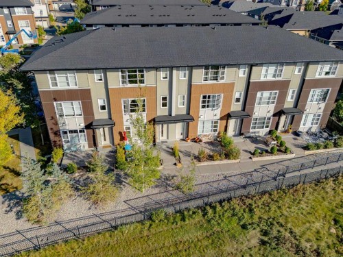 905 Evansridge Park Nw, Calgary, AB - Outdoor With Facade