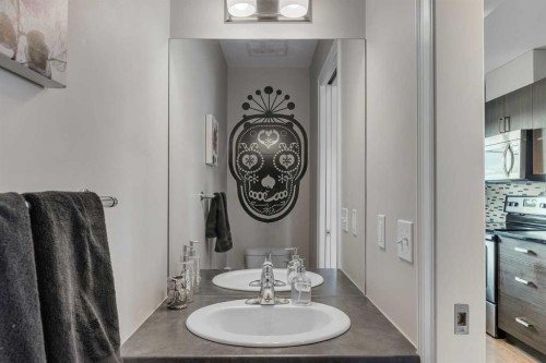 414-121 Copperpond Common Se, Calgary, AB 