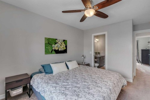 414-121 Copperpond Common Se, Calgary, AB 