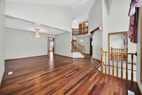 90 Hawkmount Green Nw, Calgary, AB - Indoor Photo Showing Other Room