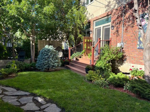 1727 24 Street Sw, Calgary, AB - Outdoor