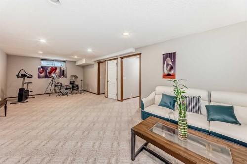 212 Sienna Park Drive Sw, Calgary, AB - Indoor