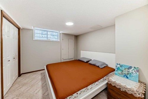 212 Sienna Park Drive Sw, Calgary, AB - Indoor