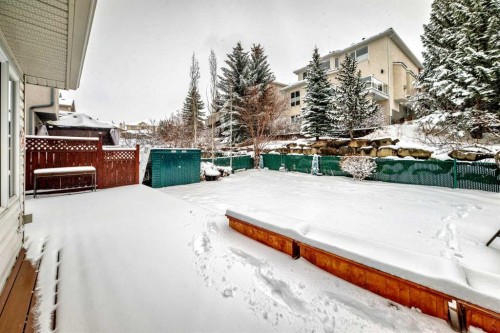 212 Sienna Park Drive Sw, Calgary, AB - Outdoor