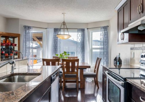 38 Autumn Crescent Se, Calgary, AB - Indoor Photo Showing Other Room