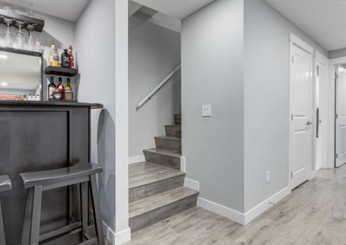 38 Autumn Crescent Se, Calgary, AB - Indoor Photo Showing Other Room