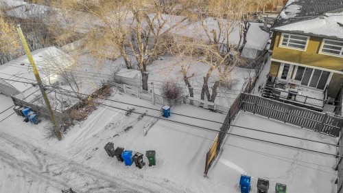 4617 Stanley Road Sw, Calgary, AB - Outdoor