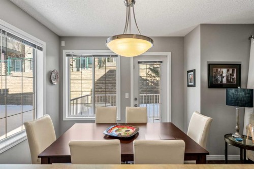 18 Hidden Creek Rise Nw, Calgary, AB - Indoor Photo Showing Dining Room