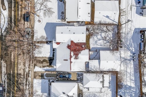 1027 75 Avenue Sw, Calgary, AB - Outdoor